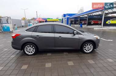 Седан Ford Focus 2012 в Черкасах