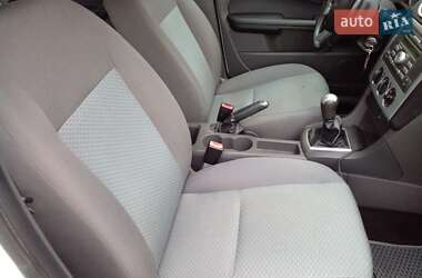 Универсал Ford Focus 2006 в Бориславе