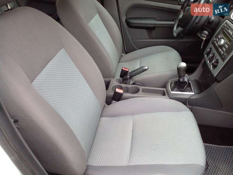 Универсал Ford Focus 2006 в Бориславе