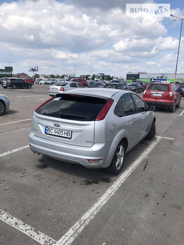 Хэтчбек Ford Focus 2010 в Львове