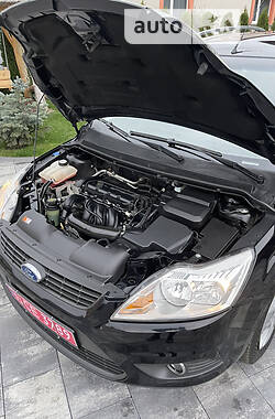 Универсал Ford Focus 2010 в 