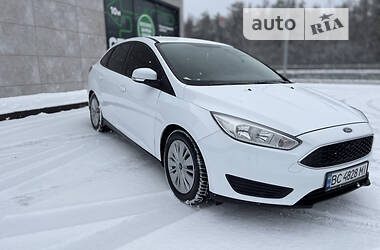 Хэтчбек Ford Focus 2016 в 