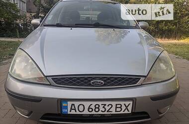 Хэтчбек Ford Focus 2004 в Мукачево