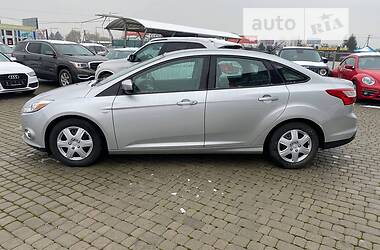 Седан Ford Focus 2012 в 
