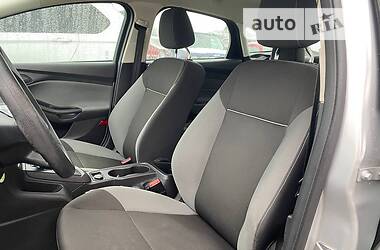 Седан Ford Focus 2012 в 