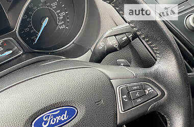 Седан Ford Focus 2015 в Стрию