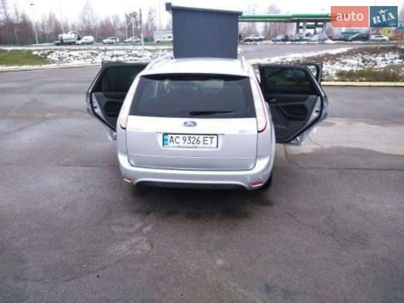 Універсал Ford Focus 2010 в Ратному