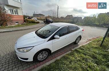 Седан Ford Focus 2016 в 