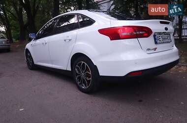Седан Ford Focus 2016 в 