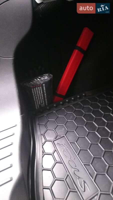 Седан Ford Focus 2016 в Кривом Роге