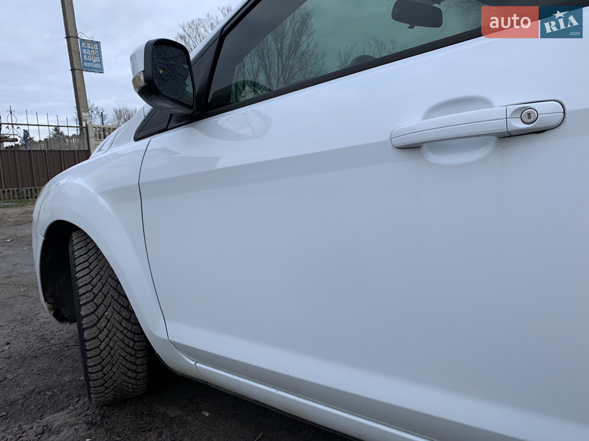 2010 Ford Focus - мініатюра 9