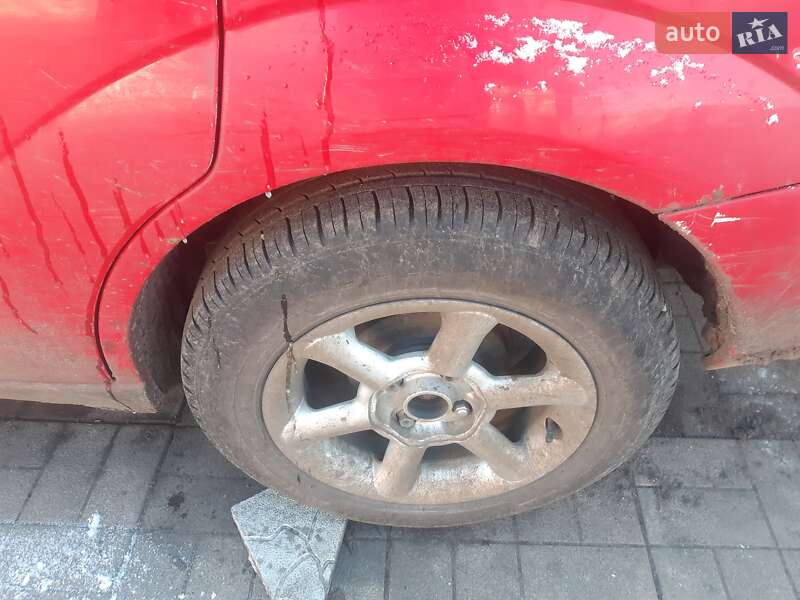 Универсал Ford Focus 1999 в Днепре