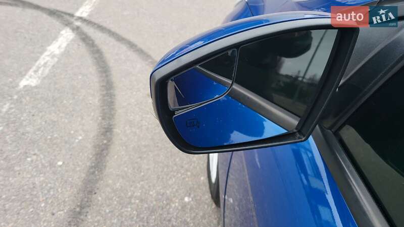 Седан Ford Focus 2017 в Киеве