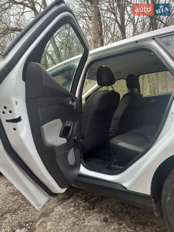 Универсал Ford Focus 2012 в Остроге фото 15 Универсал Ford Focus 2012 в Остроге