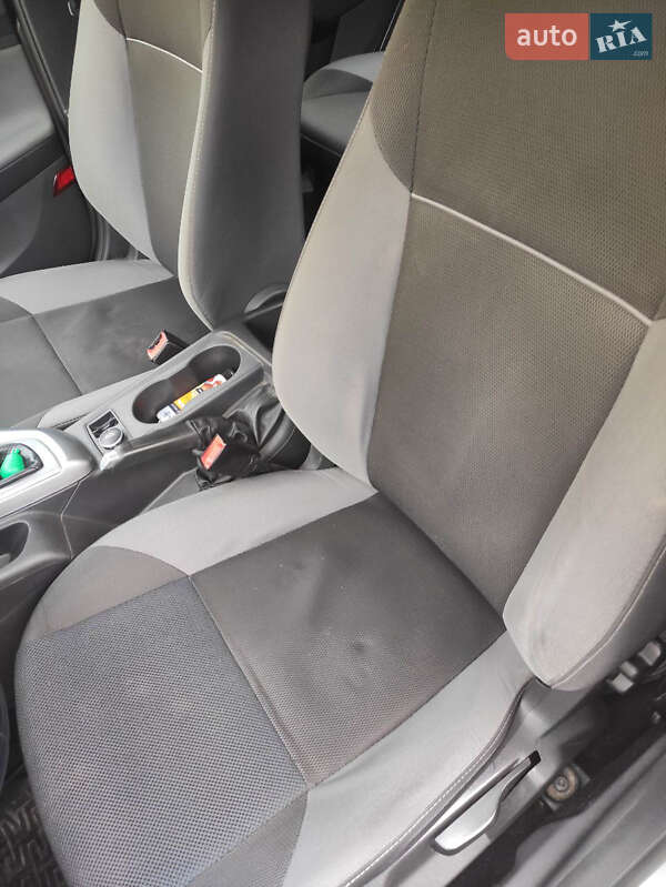 Универсал Ford Focus 2013 в Ивано-Франковске