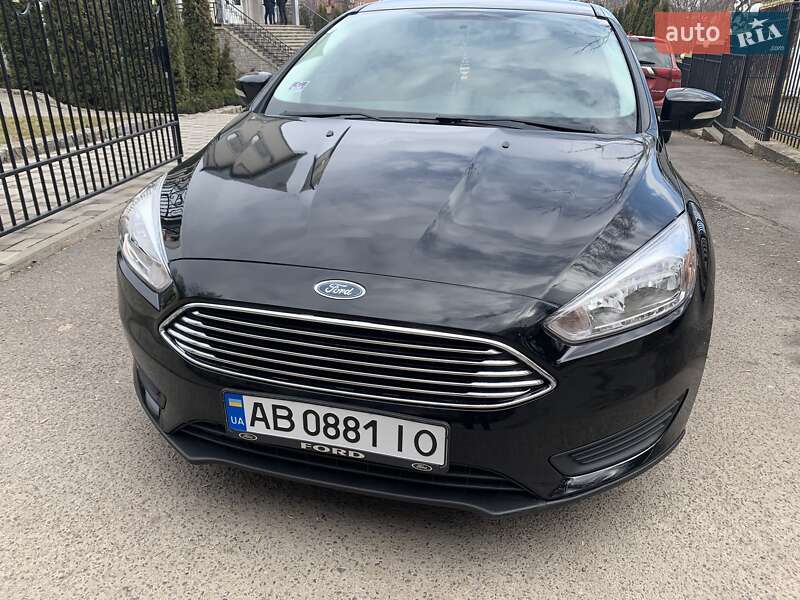 Седан Ford Focus 2016 в 
