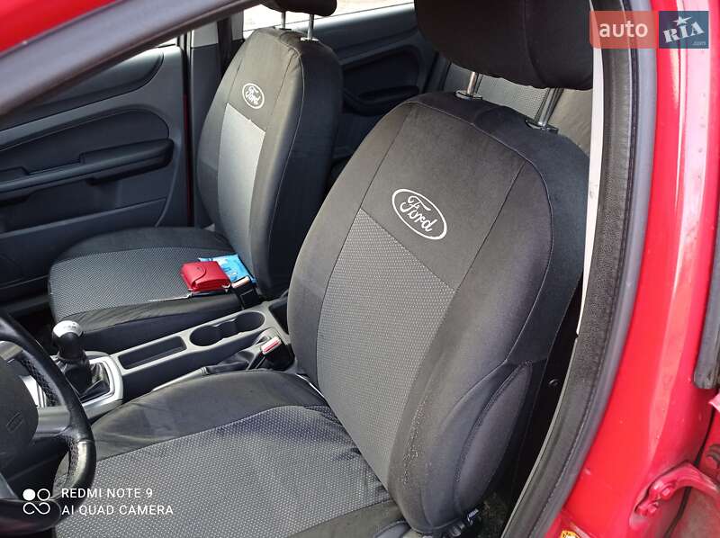 Универсал Ford Focus 2007 в Заречном