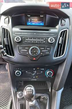 Универсал Ford Focus 2015 в 