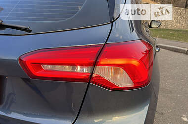 Хэтчбек Ford Focus 2020 в 