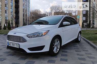 Хетчбек Ford Focus 2015 в 