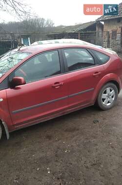 Хэтчбек Ford Focus 2006 в Ужгороде