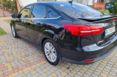 Седан Ford Focus 2015 в 