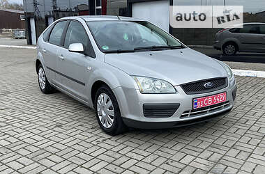 Хэтчбек Ford Focus 2006 в 