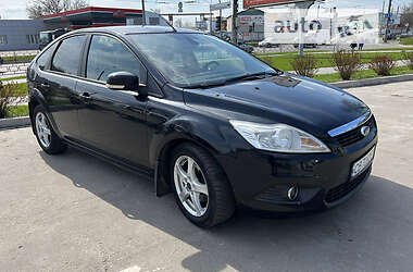 Хэтчбек Ford Focus 2010 в Чернигове