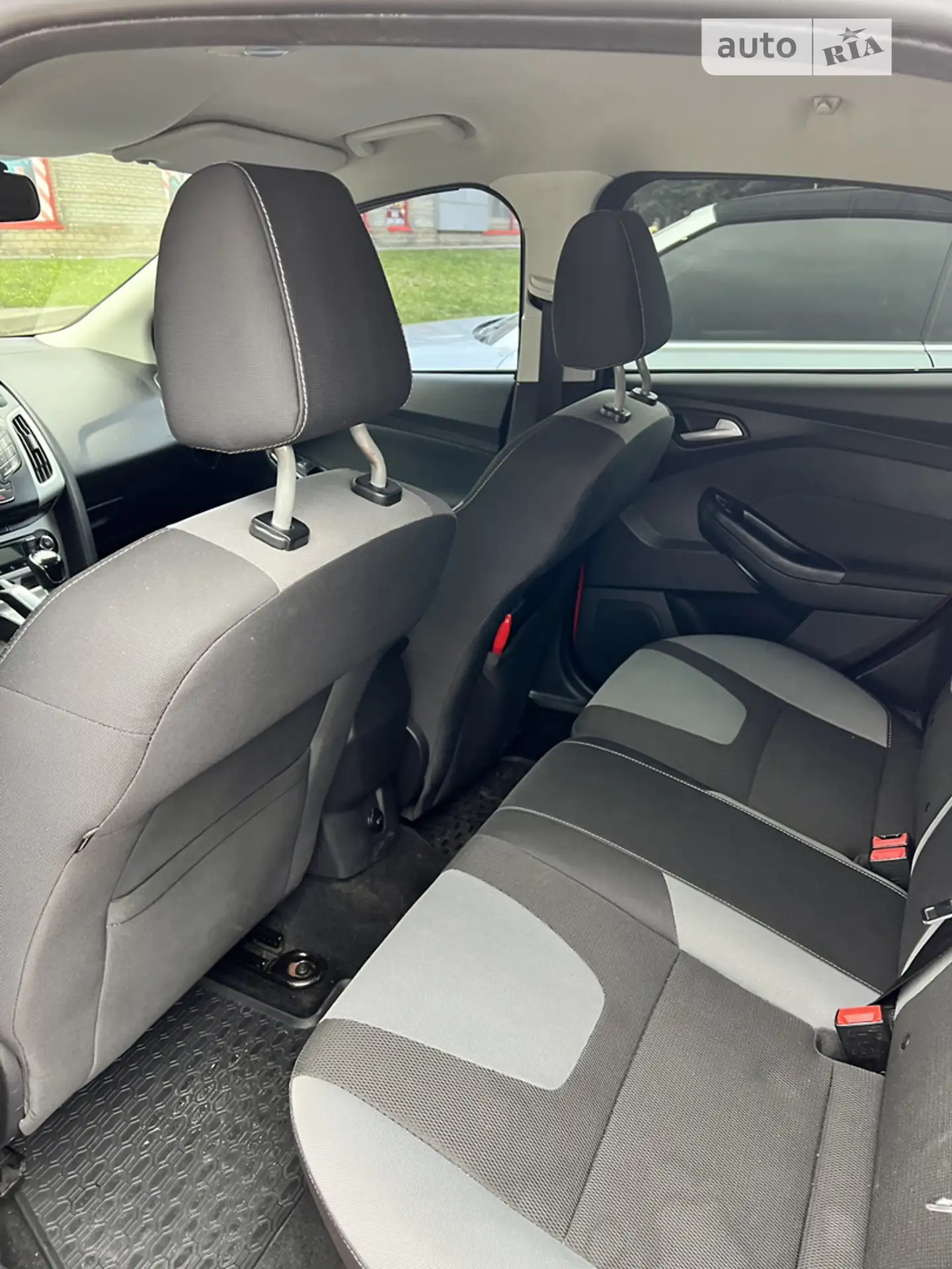 2012 Ford Focus - мініатюра 6