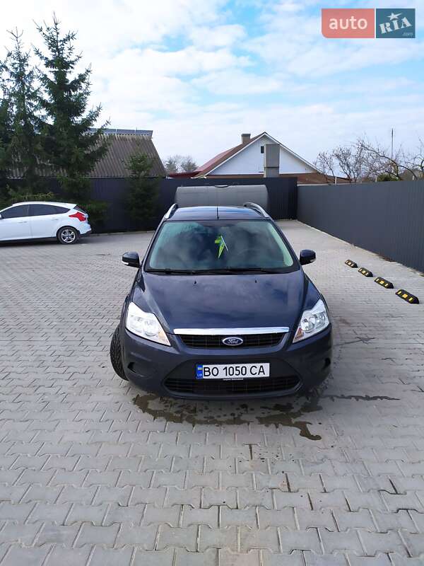 Универсал Ford Focus 2010 в Лановцах