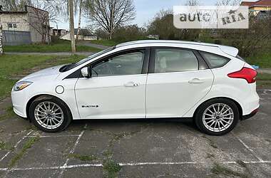 Хетчбек Ford Focus 2015 в Вишгороді