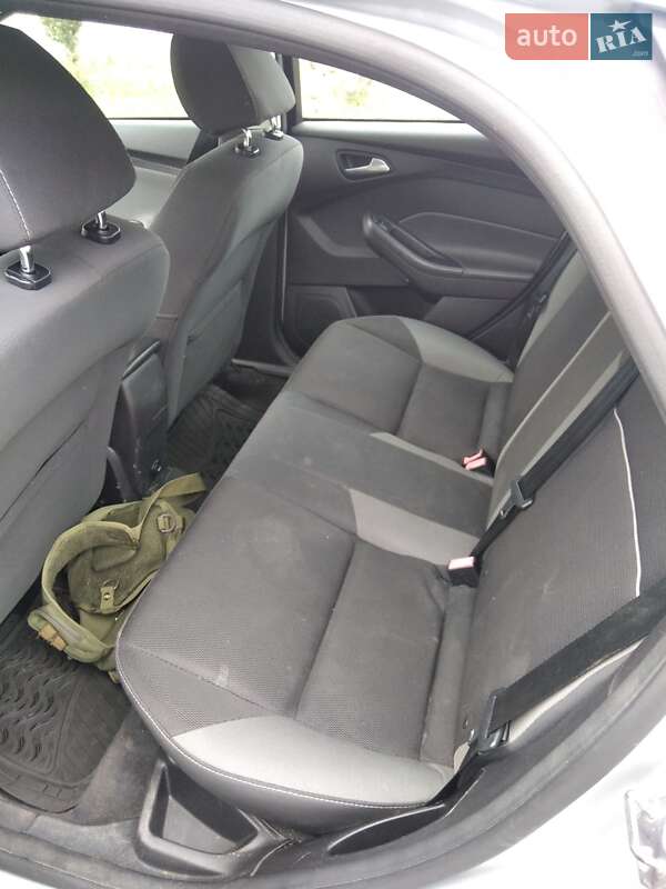 Седан Ford Focus 2014 в Бродах