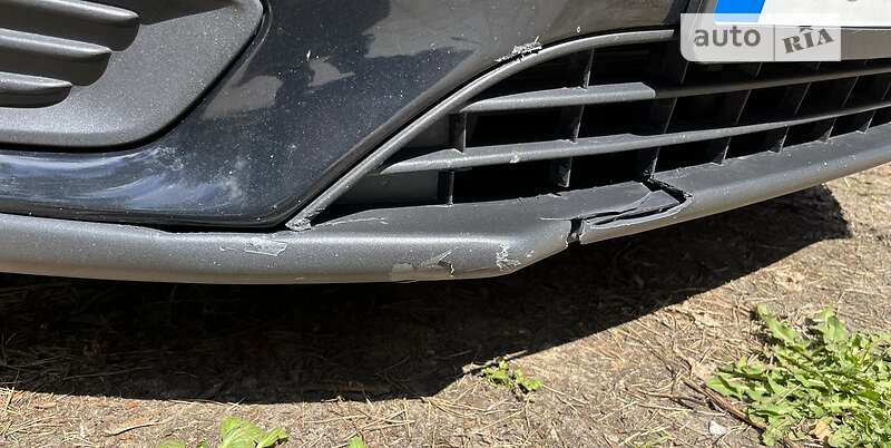 Седан Ford Focus 2015 в Львове