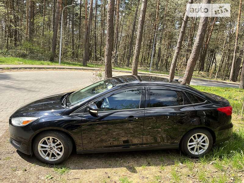 Седан Ford Focus 2015 в Львове