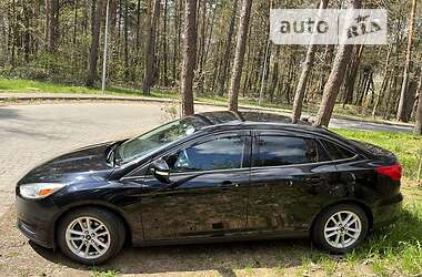 Седан Ford Focus 2015 в 
