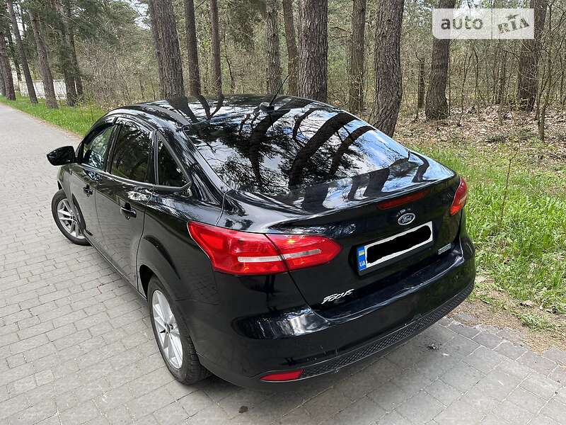 Седан Ford Focus 2015 в Львове