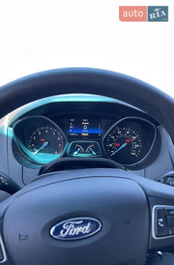 Седан Ford Focus 2017 в 