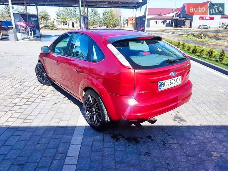 Хэтчбек Ford Focus 2008 в Самборе