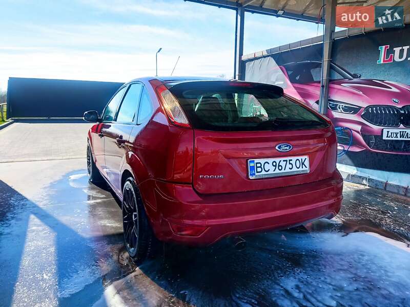 Хэтчбек Ford Focus 2008 в Самборе