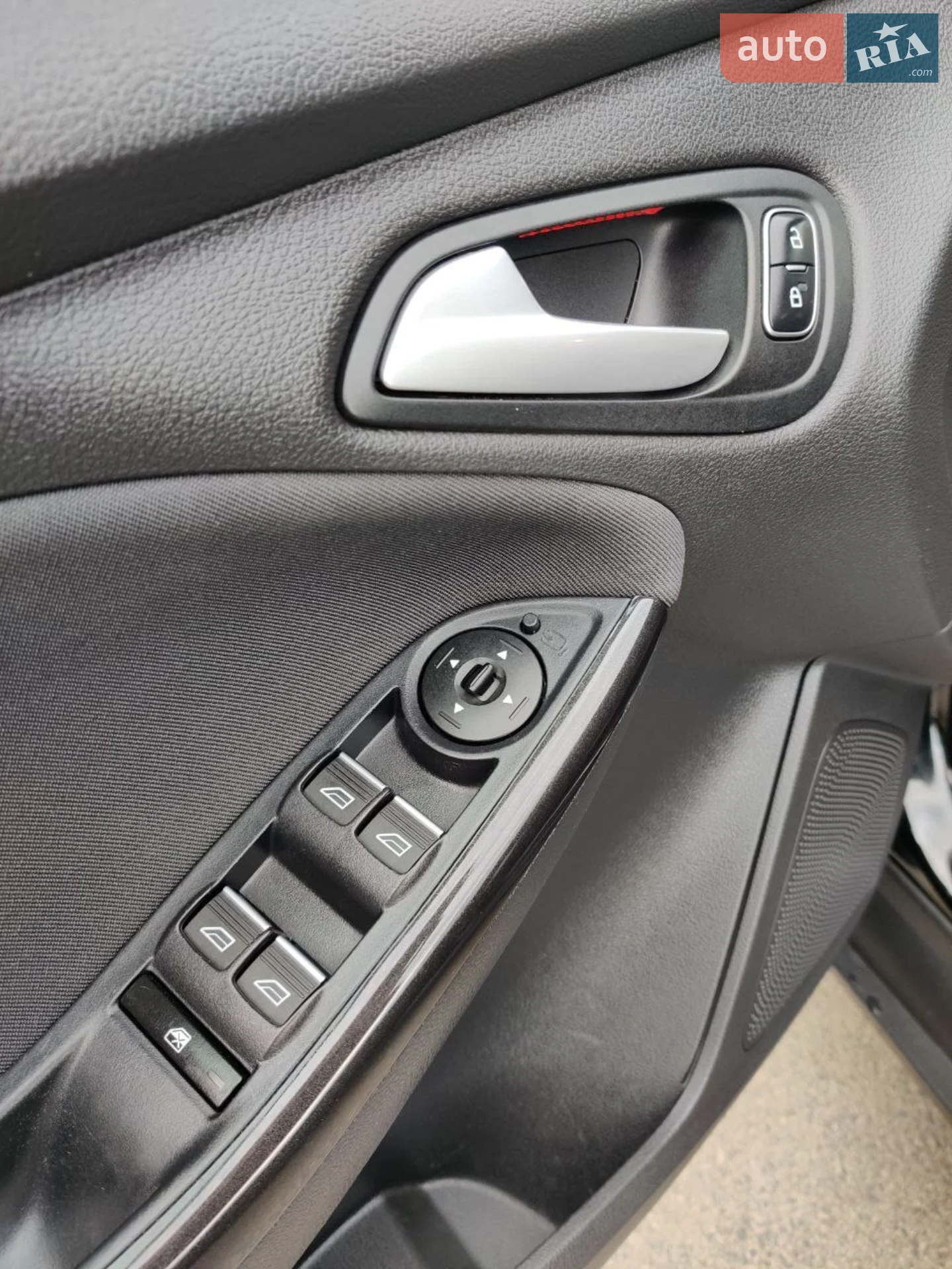 2016 Ford Focus - мініатюра 23
