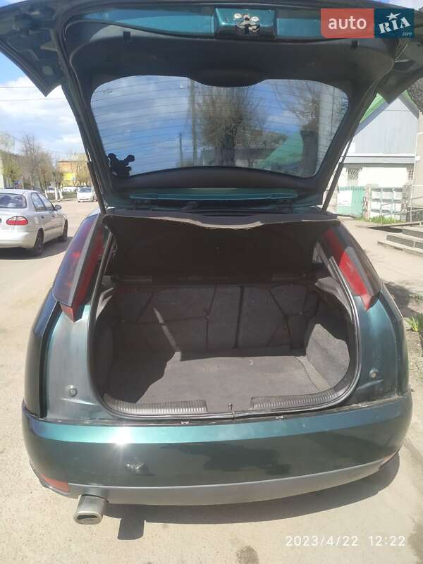 Хэтчбек Ford Focus 1998 в Житомире