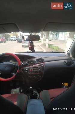 Хетчбек Ford Focus 1998 в Житомирі фото 2 Хетчбек Ford Focus 1998 в Житомирі