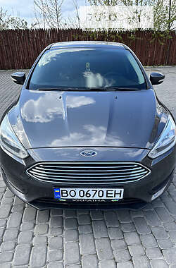 Хэтчбек Ford Focus 2016 в 