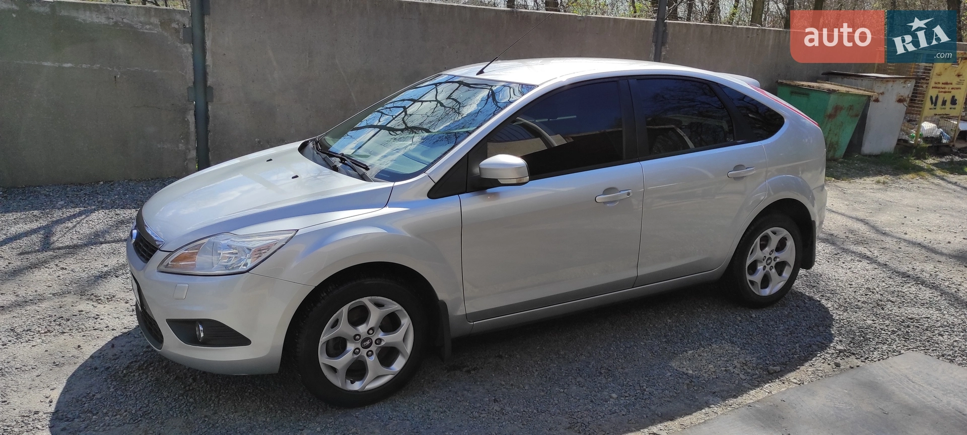 2010 Ford Focus - мініатюра 2