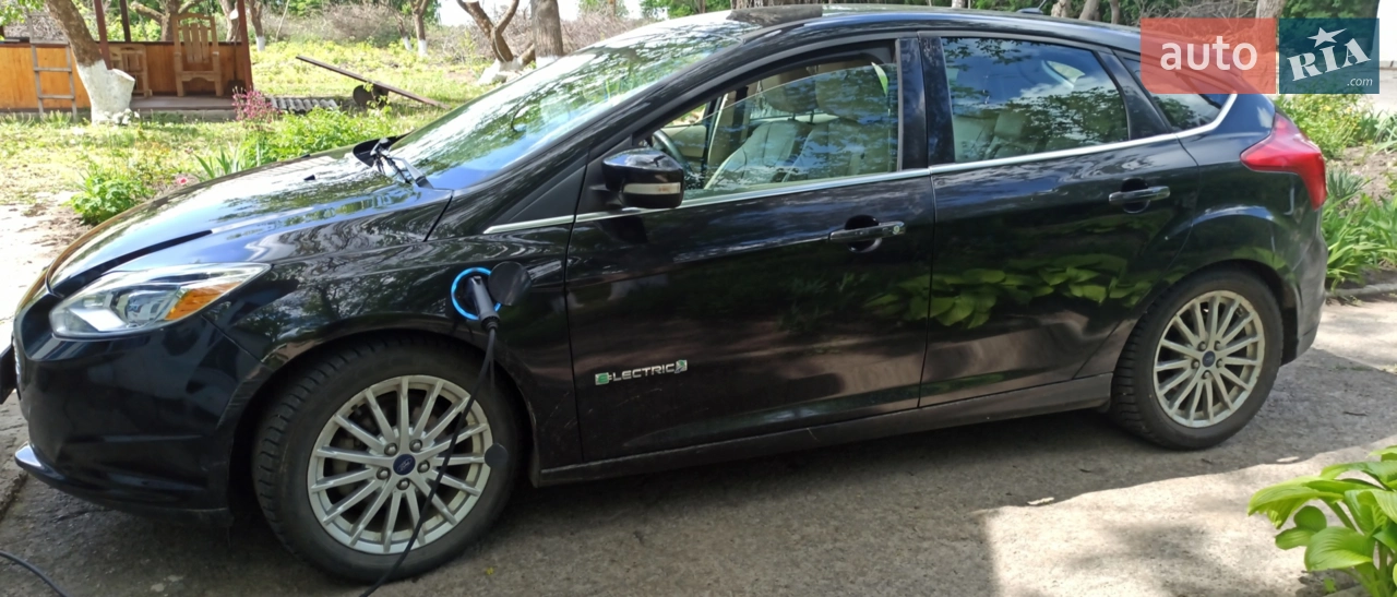2013 Ford Focus - мініатюра 18