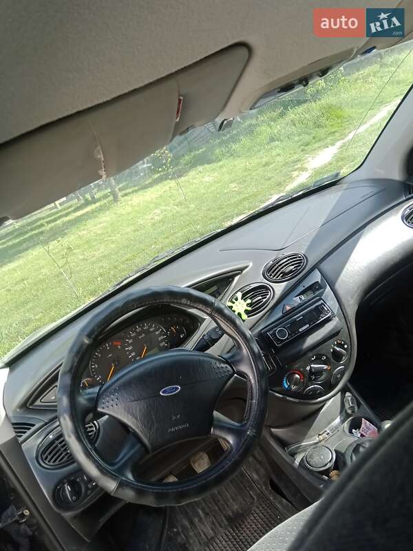Универсал Ford Focus 2002 в Корце