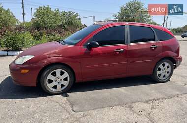 Хэтчбек Ford Focus 2002 в 