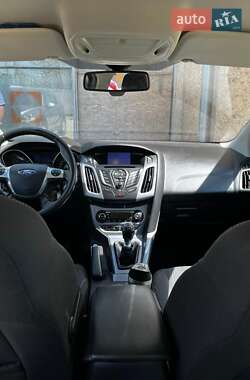 Универсал Ford Focus 2012 в Новояворовске