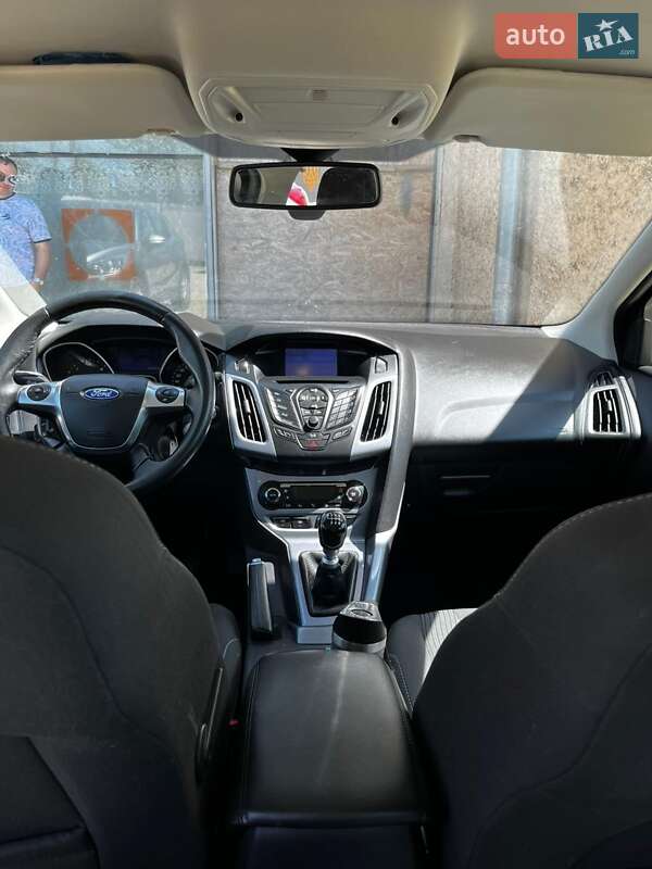 Универсал Ford Focus 2012 в Новояворовске