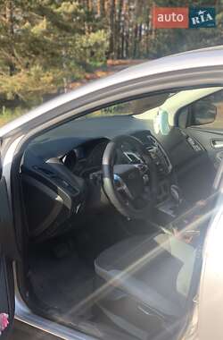 Седан Ford Focus 2013 в Макарове